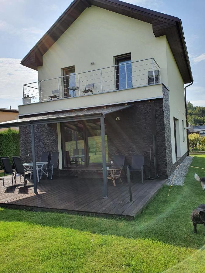 Vila Pod Cernou Horou Villa Rožnov pod Radhoštěm Exterior foto