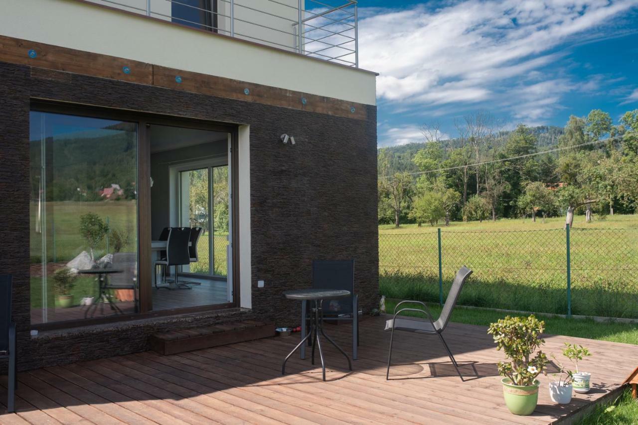 Vila Pod Cernou Horou Villa Rožnov pod Radhoštěm Exterior foto